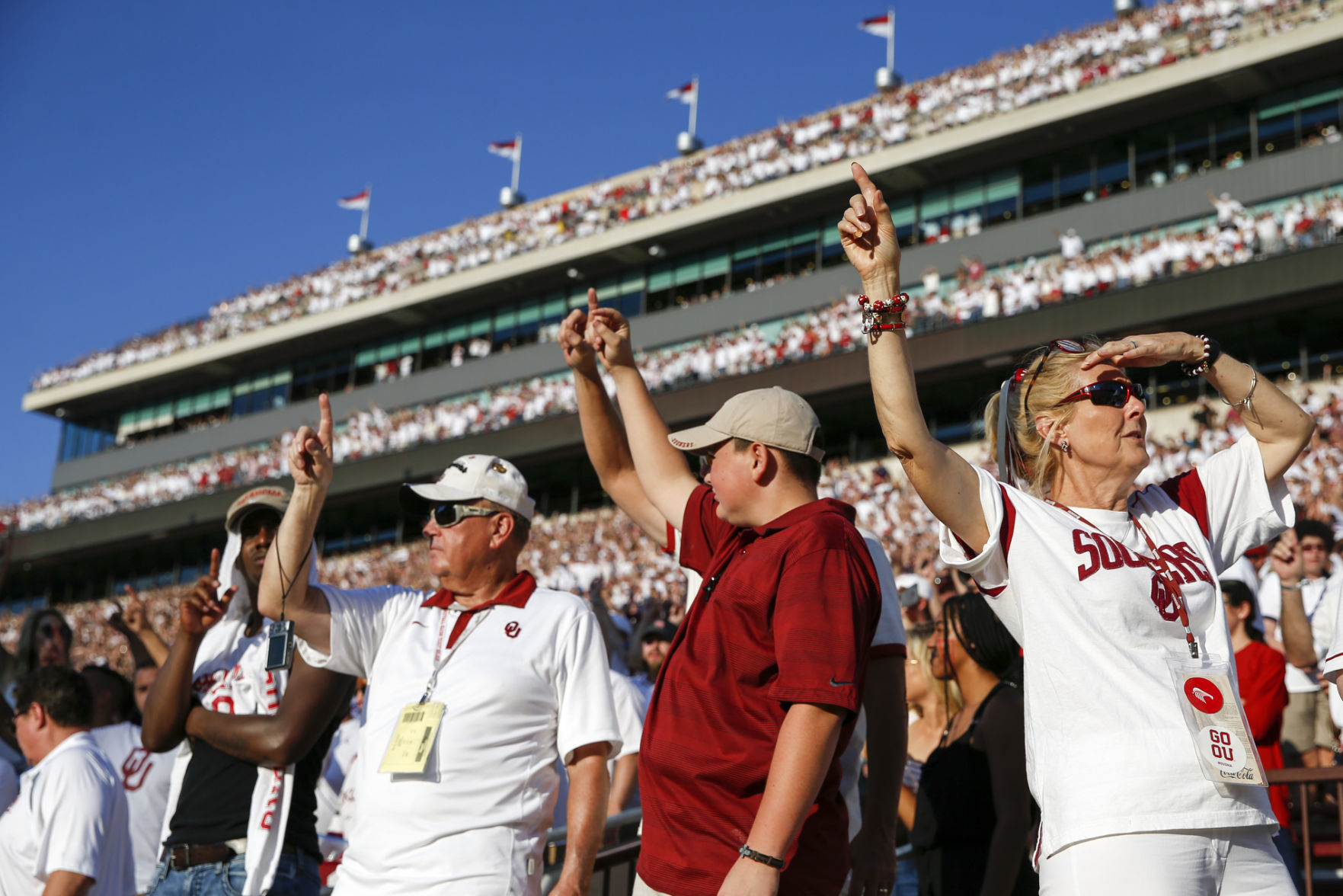 Oklahoma Sooners vs Houston Cougars
